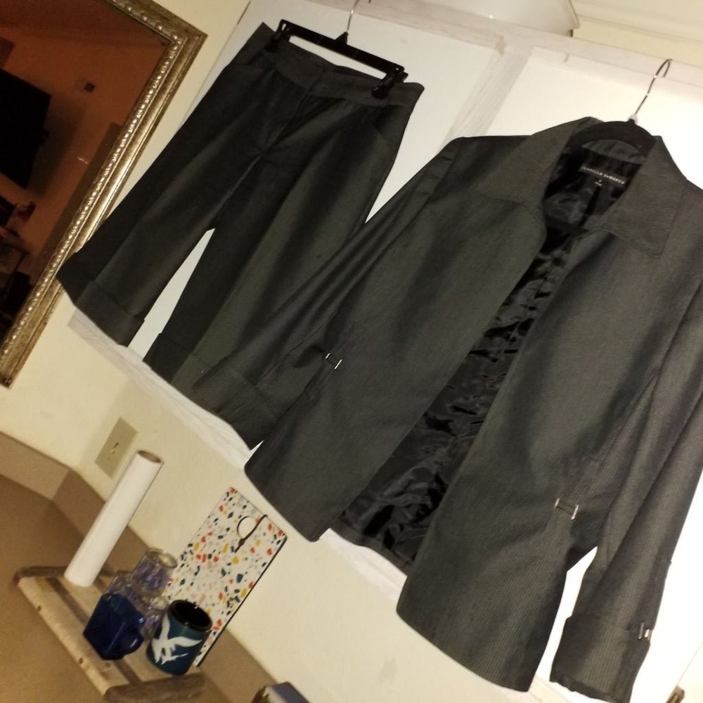 Dress suit charcoal gray 6/8